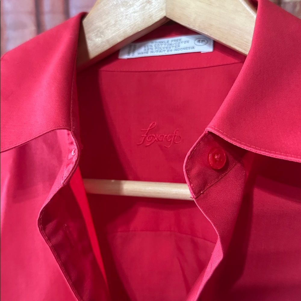 FoxCroft wrinkle free button down shirt in Raspberry coordinating buttons 4P